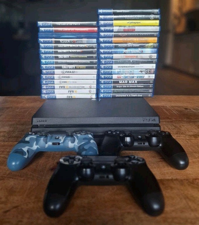 PS4 pro 1 tb, Spelcomputers en Games, Spelcomputers | Sony PlayStation 4, Ophalen, Met games, Zo goed als nieuw, 1 TB