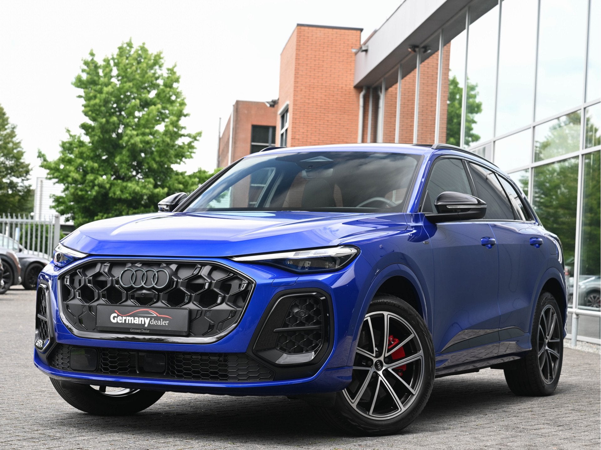 Audi Q5 55 TFSI e-hybrid 367PK Quattro Competition Pano Head, Auto's, Audi, Automaat, Dealer onderhouden, Gebruikt, Zwart