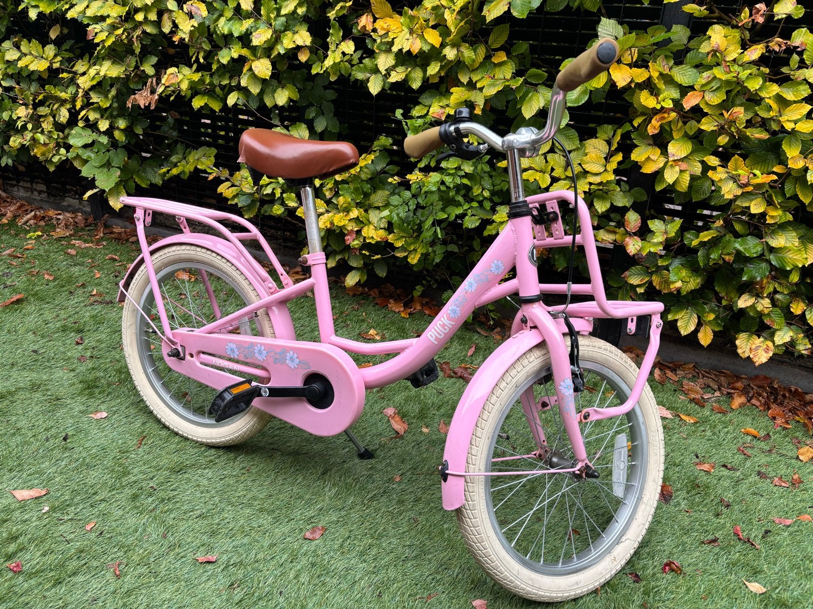 Puck Nogan kinderfiets 18 inch | Roze met voordrager, Ophalen, Gebruikt, Terugtraprem, 16 tot 20 inch