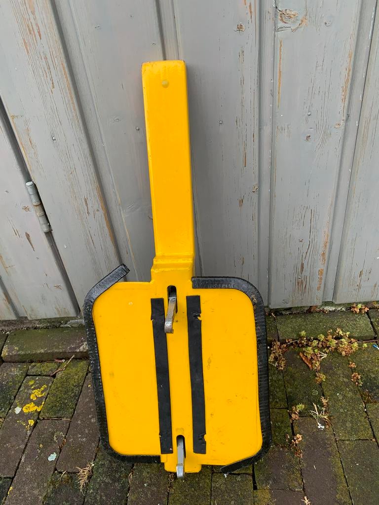 Parkeerbeugel / Parkeerpaal - Geel, Opvouwbaar, Ophalen, Gebruikt