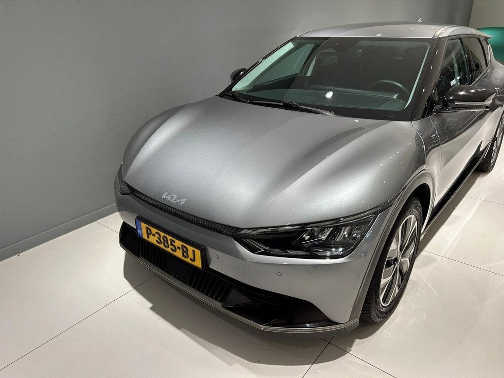 Kia Ev6 77,4kWh 325pk AWD Plus, Auto's, Kia, Automaat, 12 maanden, Gebruikt, Zwart