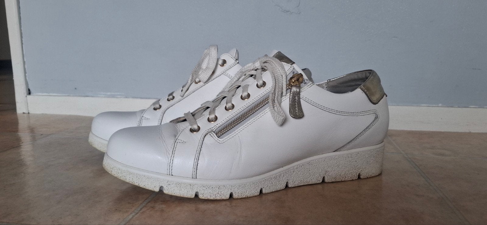 Damesschoen Durea  K  7,5 /41, Kleding | Dames, Schoenen, Ophalen of Verzenden, Zo goed als nieuw, Zwart, Sneakers of Gympen