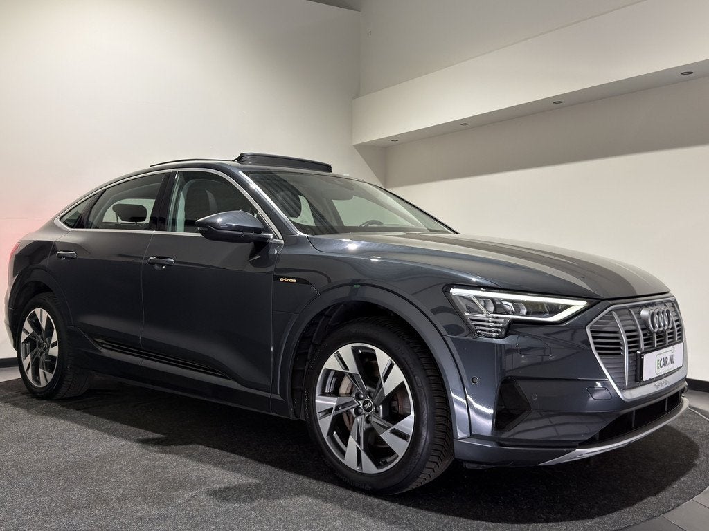 Audi e-tron Sportback 55 quattro Business edition Plus 95 kW, Auto's, Audi, 131 €/maand, 95 kWh, Met garantie (alle), Vierwielaandrijving