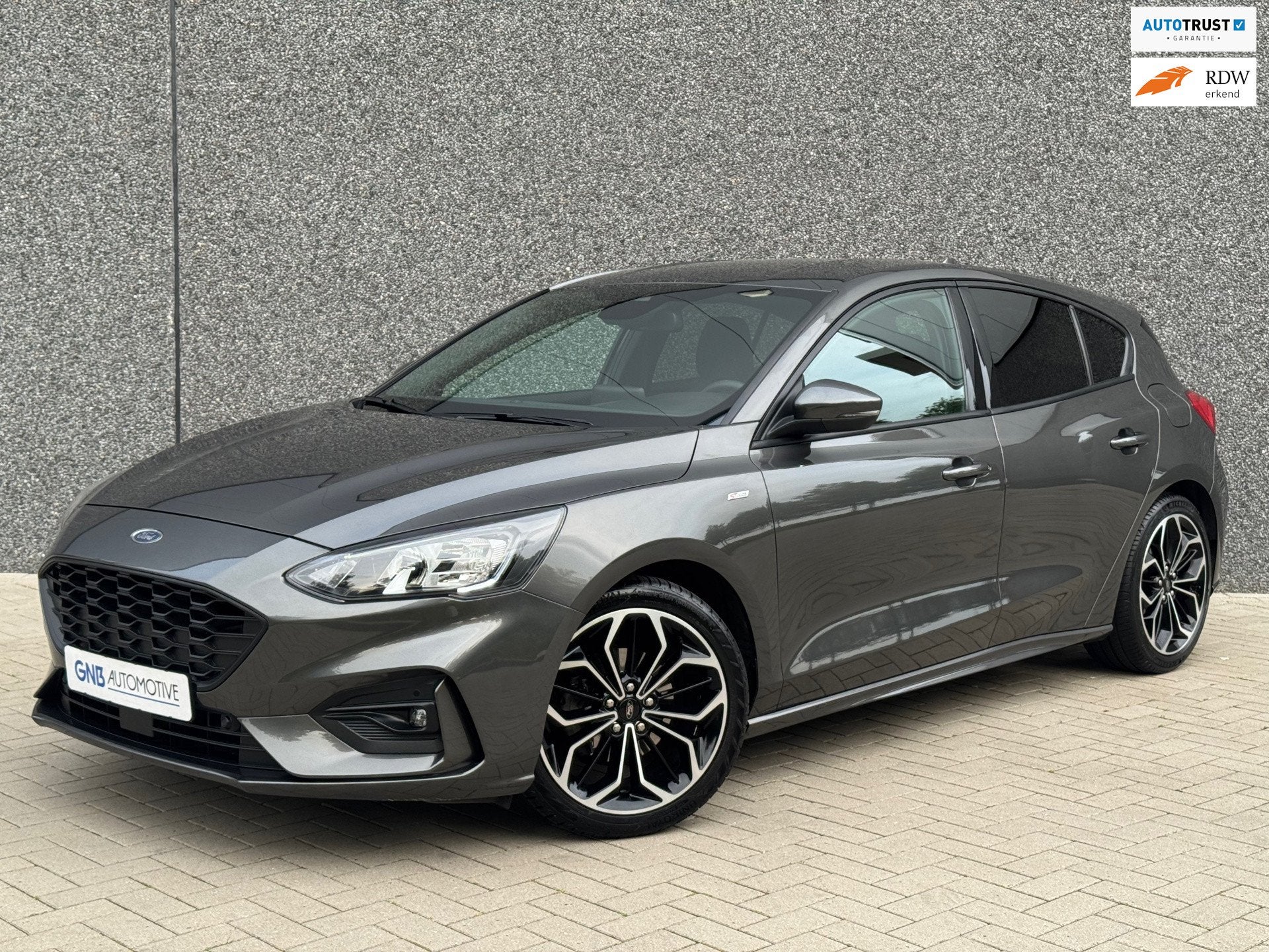 Ford FOCUS 1.0 EcoBoost Hybrid ST Line X | Carplay | Rijstro, Auto's, Ford, Gebruikt, Bedrijf, Handgeschakeld, 19 km/l