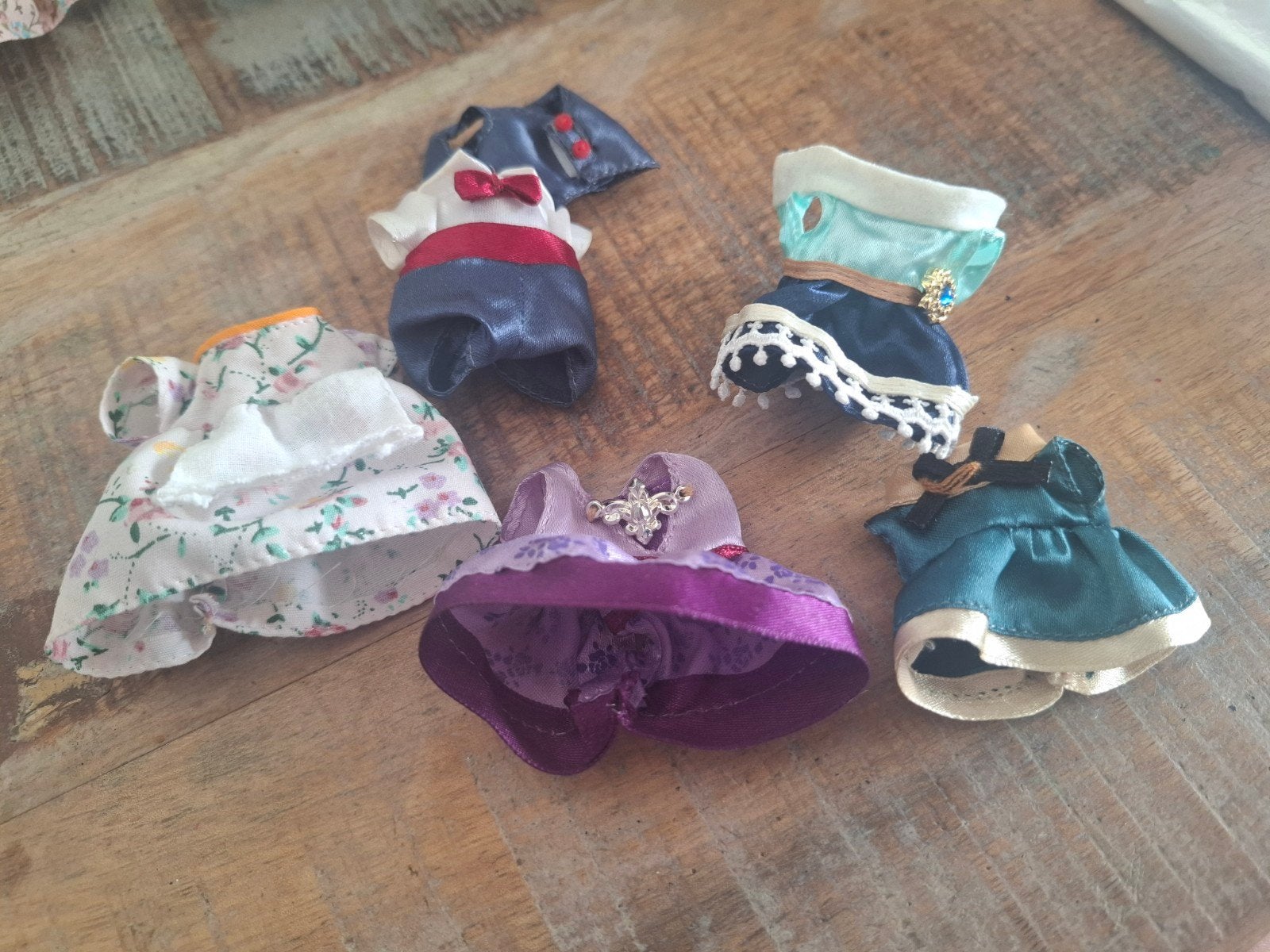 sylvanian family kleding, Ophalen of Verzenden, Zo goed als nieuw, Poppenhuis