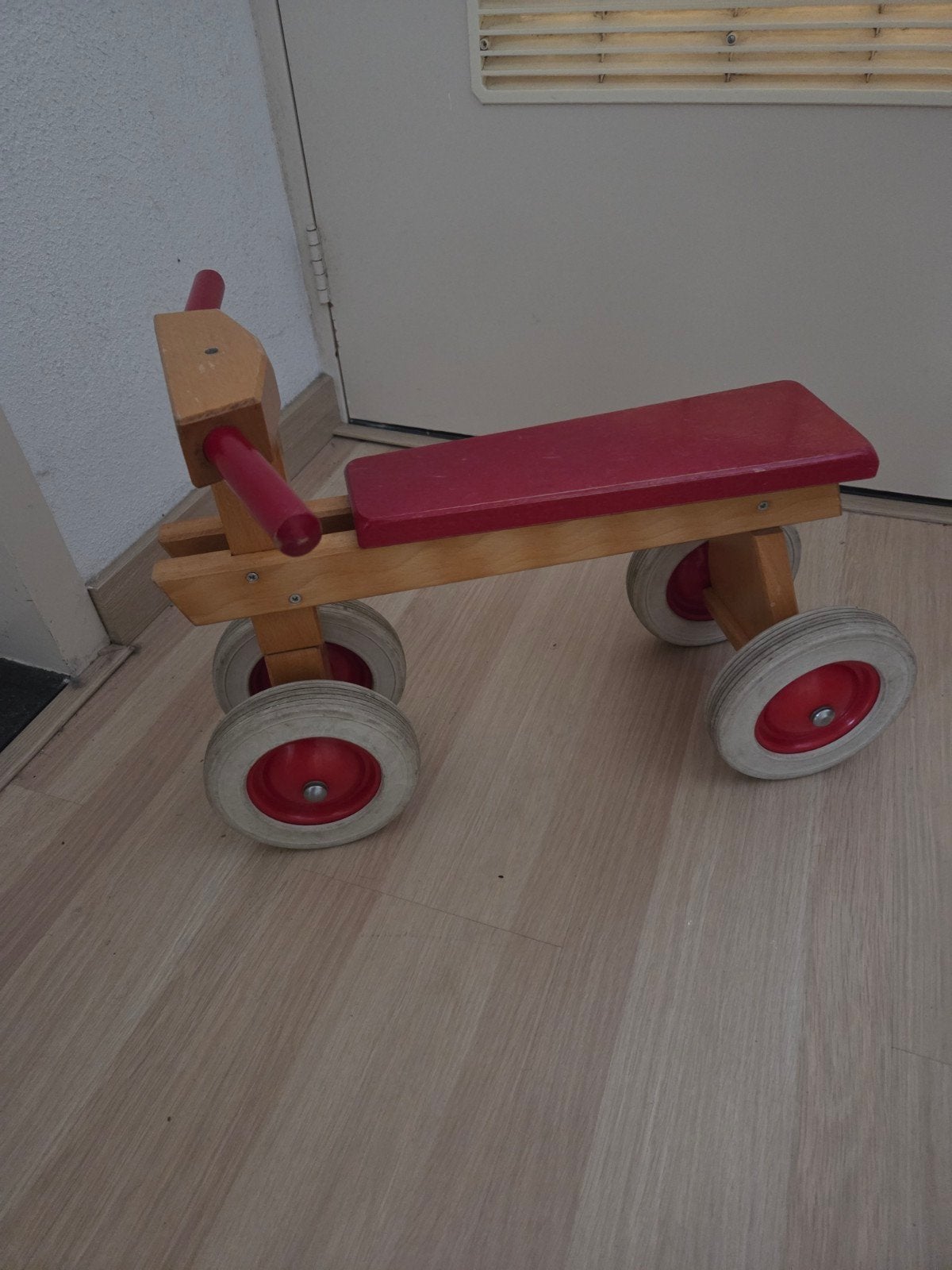 Houten opfietsje   Retro- Vintage merk : Educo, Ophalen, Gebruikt, Educo