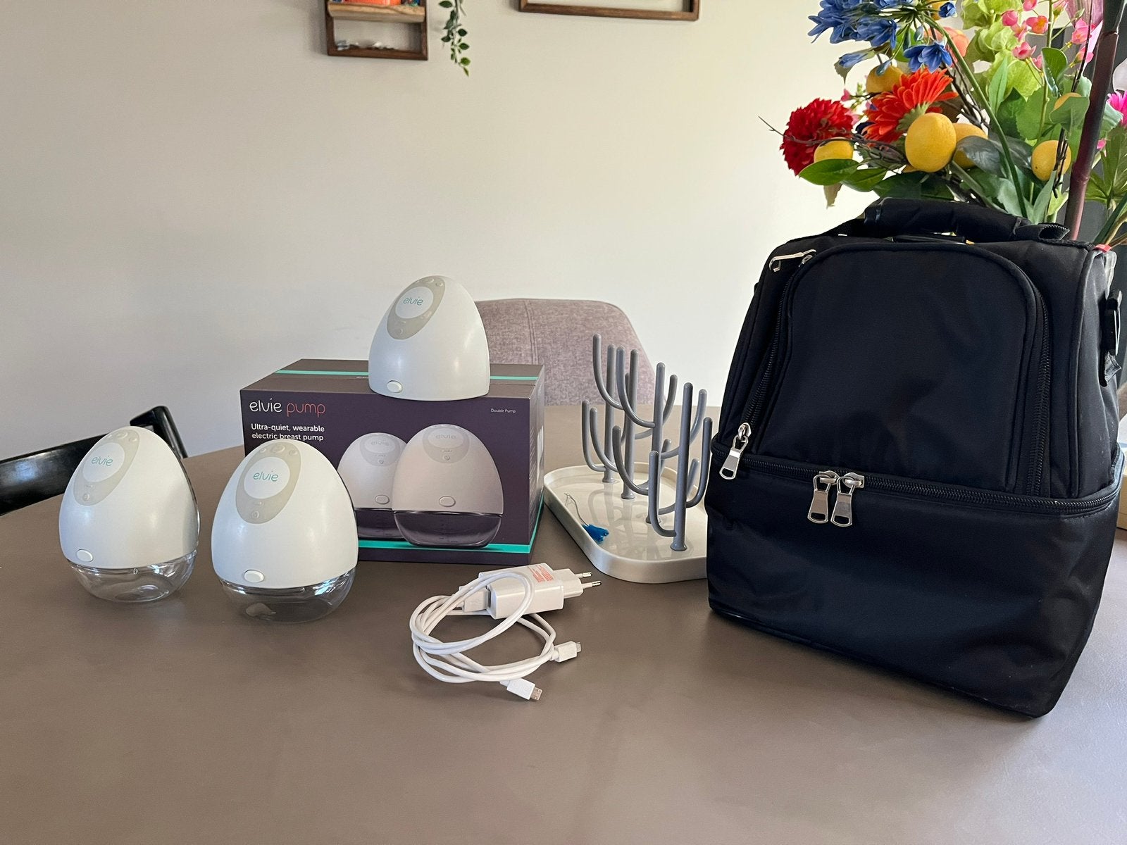 Dubbele Elvie wearable met extra kolf, kolftas en meer, Kinderen en Baby's, Gebruikt, Borstkolf, Ophalen of Verzenden, Elvie