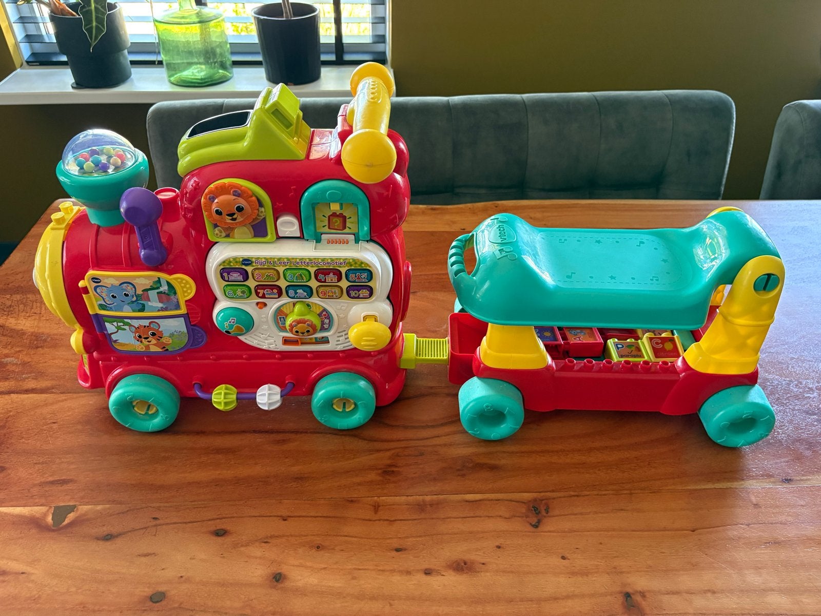 VTech Baby Rijd & Leer Letterlocomotief - Educatief Speelgoe, Kinderen en Baby's, Speelgoed | Vtech, Ophalen of Verzenden, Gebruikt