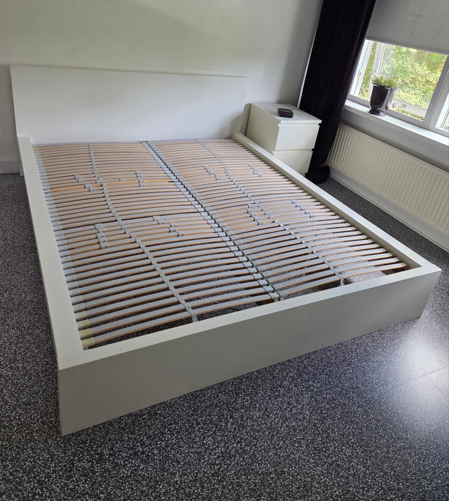 Ikea Malm bed 160x200, Huis en Inrichting, Slaapkamer | Bedden, Ophalen, Wit, Tweepersoons, 160 cm