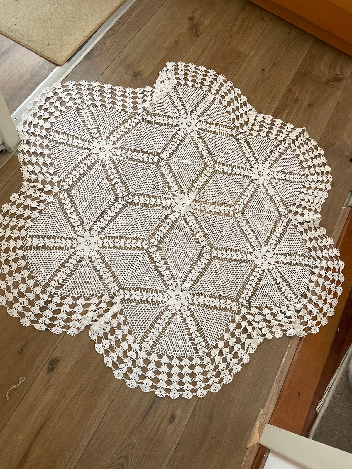 Gehaakt tafelkleed 113x113 cm, Gebruikt, Vierkant, Ophalen of Verzenden, Gehaakt