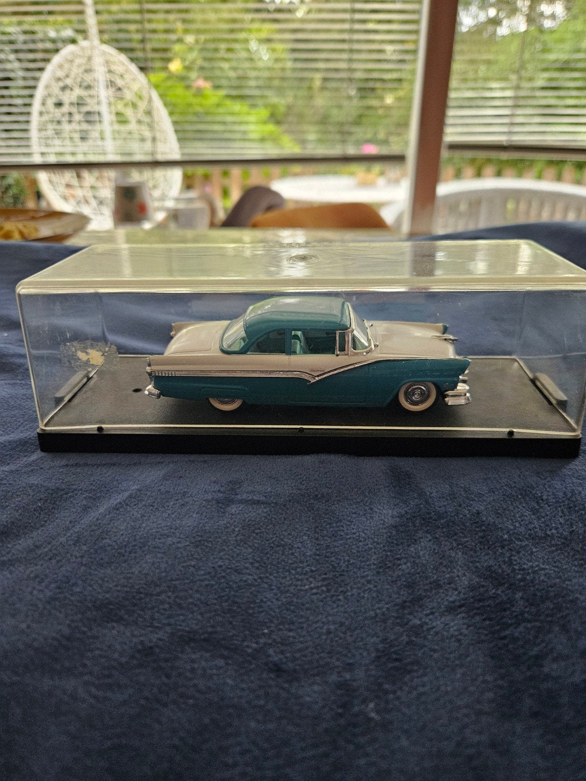 Vitesse Ford Fairlane 1956 modelauto, Ophalen of Verzenden, Zo goed als nieuw, Auto