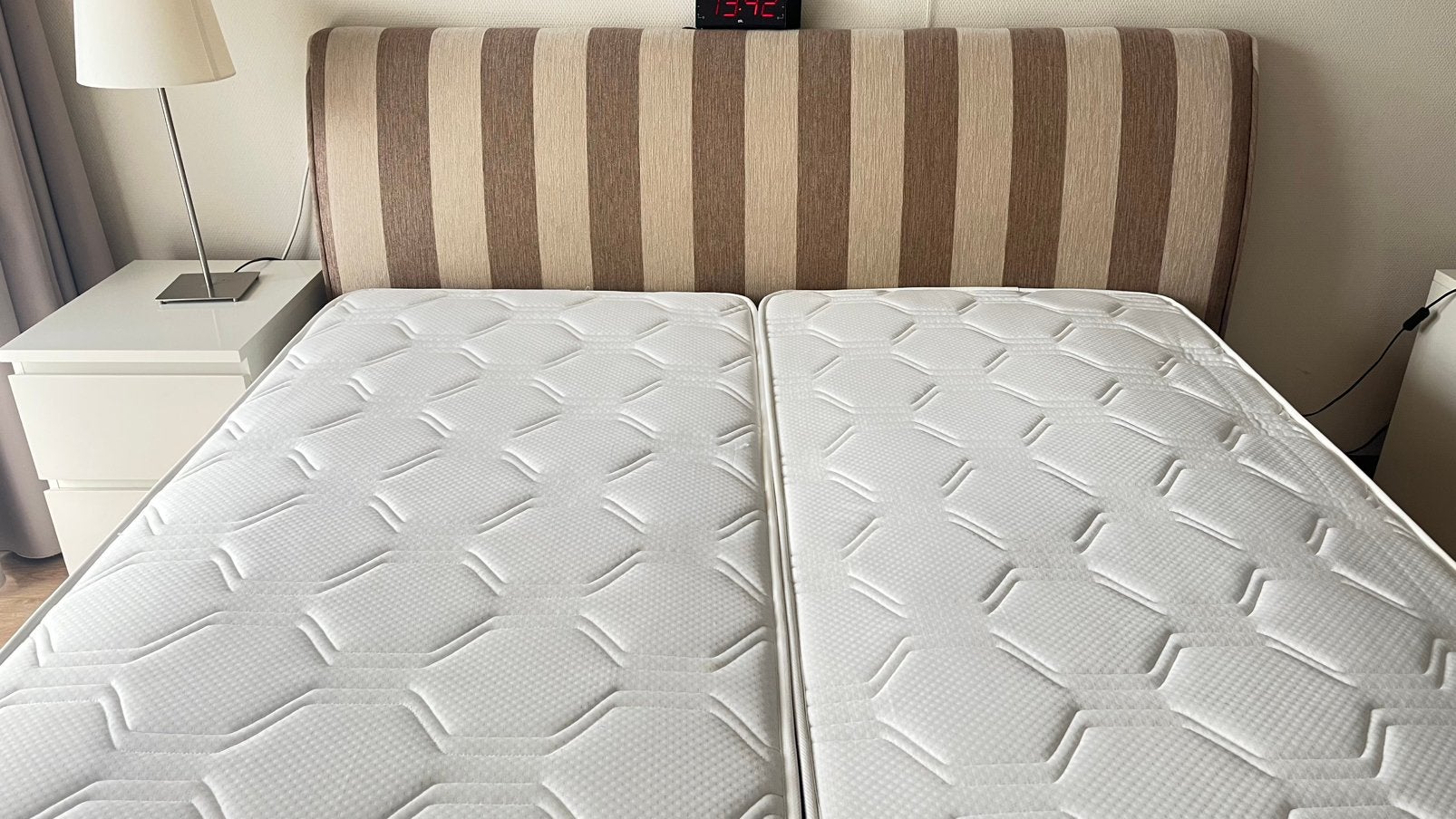 Boxspring Beterbed 180x200 cm met matras en hoofdbord, Ophalen, Gebruikt, Beige, Tweepersoons