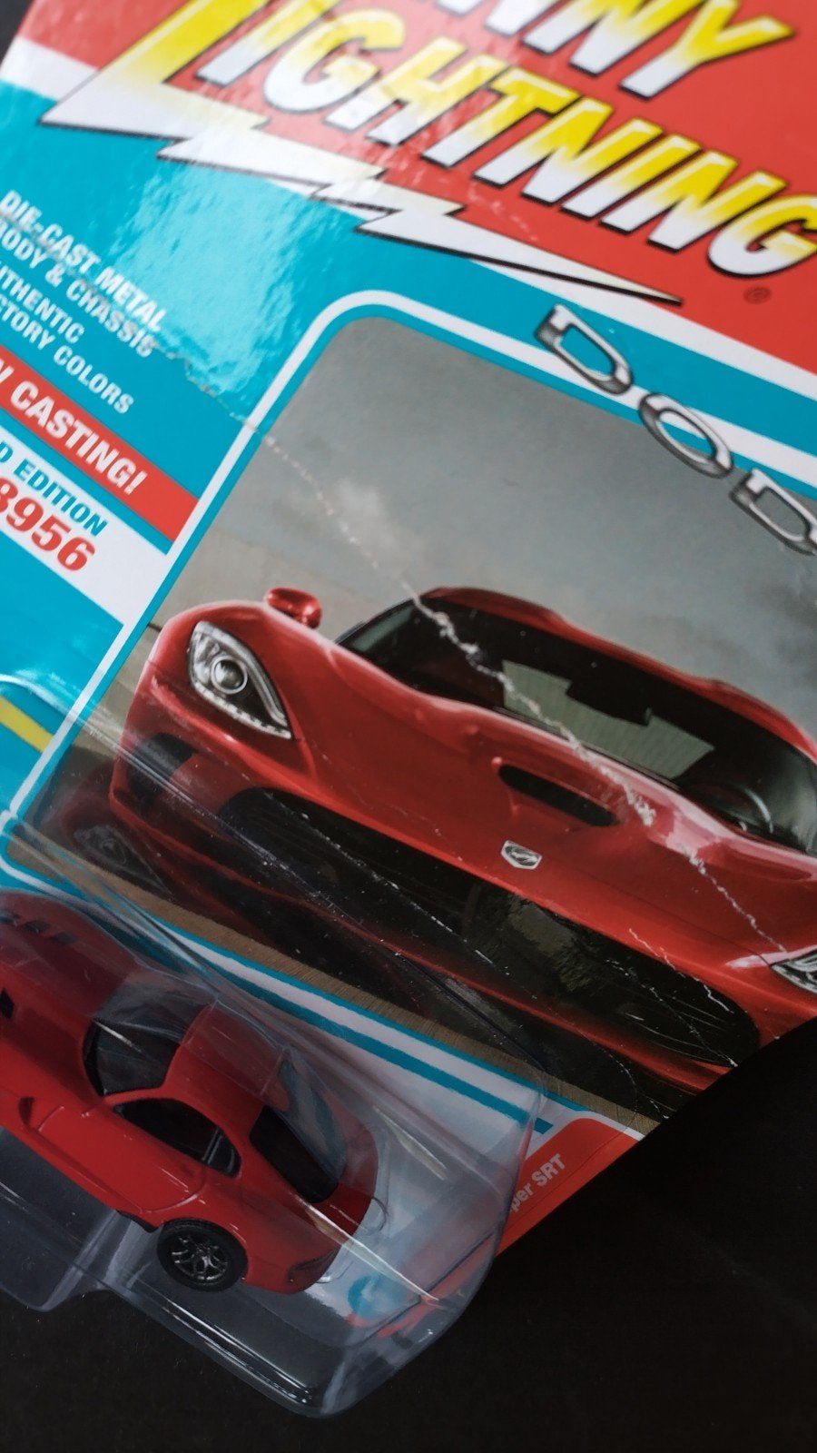 Dodge Viper Srt 1:64 Johnny Lightning Pol, Auto, Verzenden, M, Zo goed als nieuw