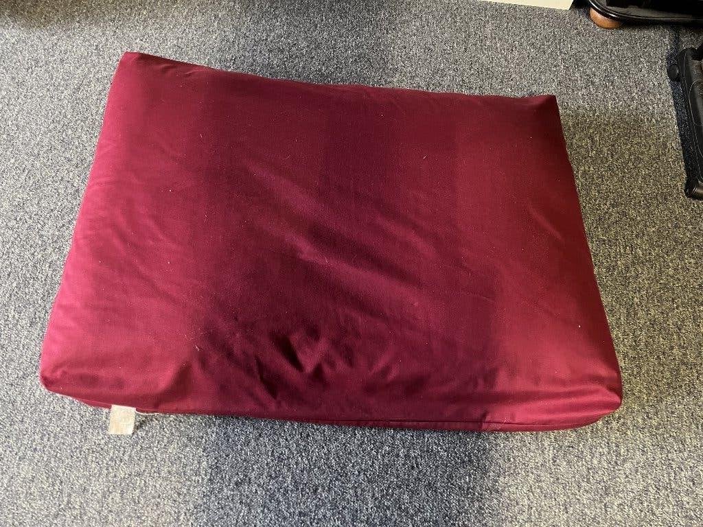 Comfortabel Hondenmatras - bordeaurood (100 x 70), Dieren en Toebehoren, Honden-accessoires, Ophalen, Gebruikt