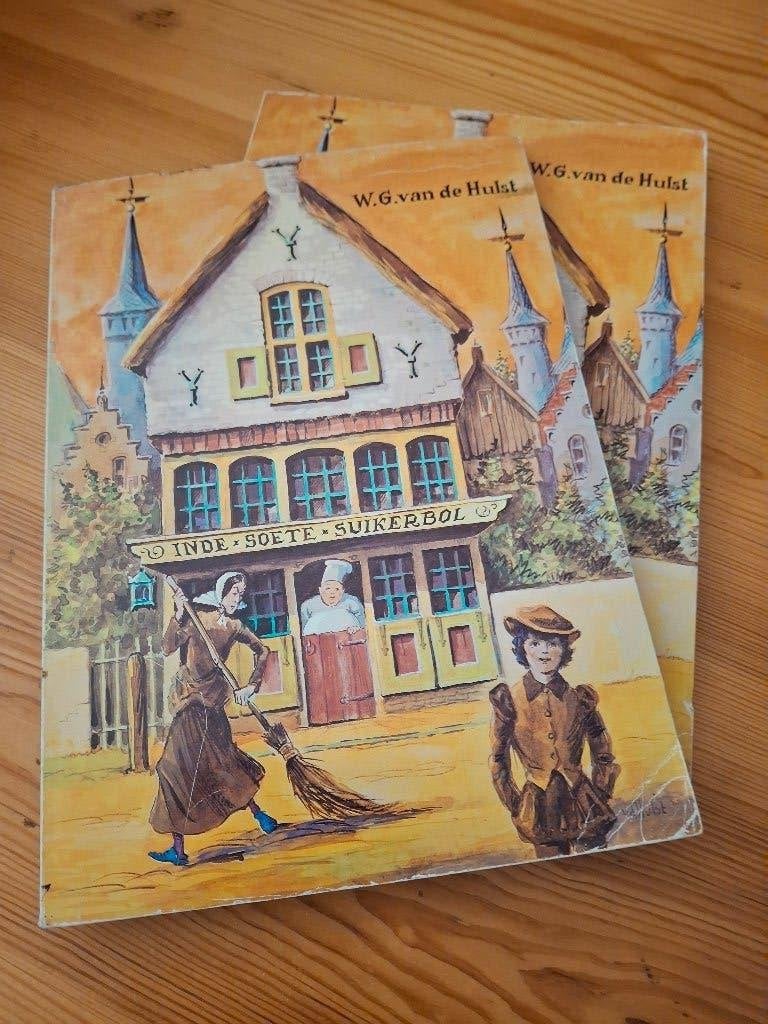 In de Soete Suikerbol plakboek van W.G. van der Hulst., Ophalen of Verzenden, Gelezen, Fictie algemeen