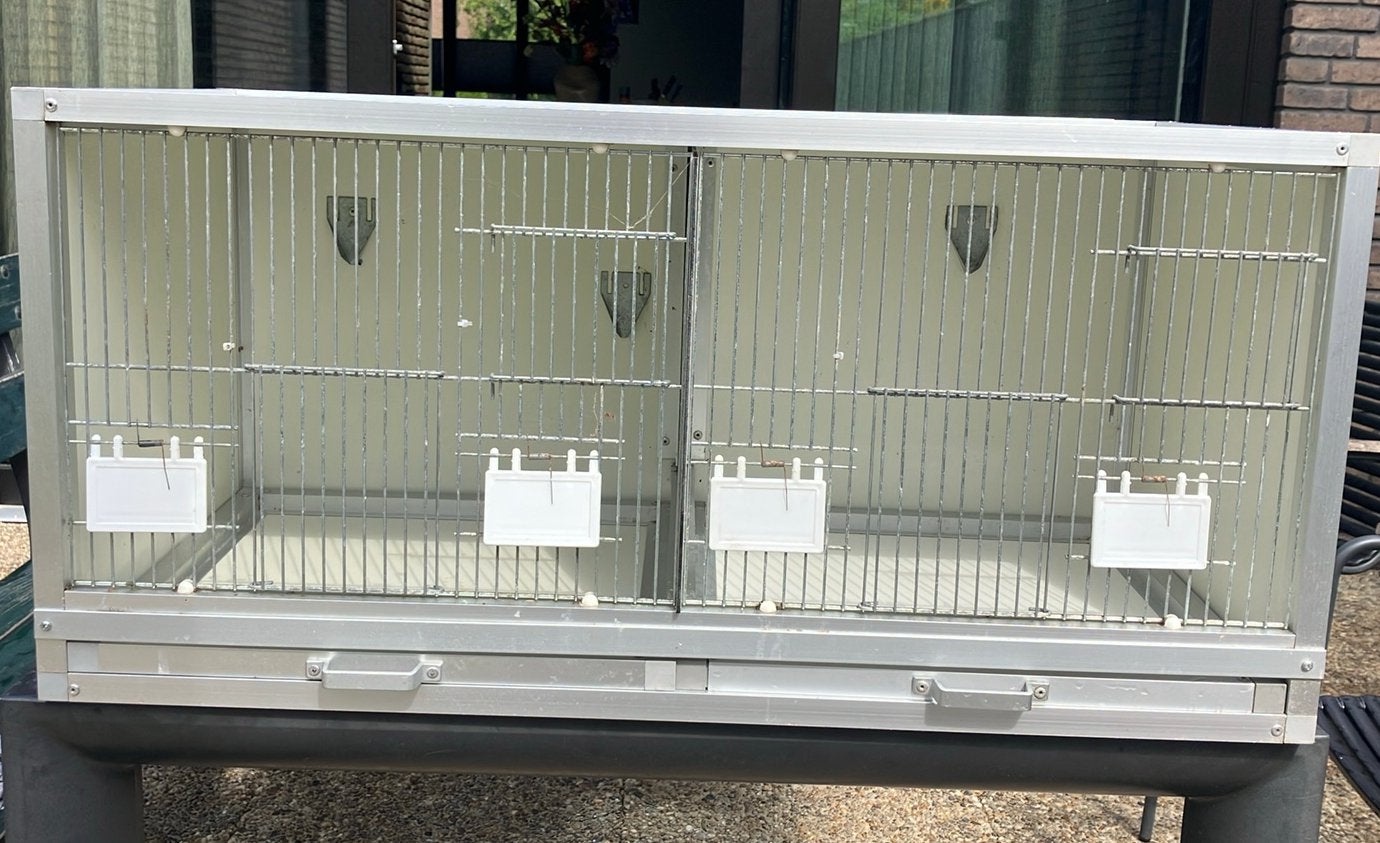 Broodkooi 2 compartimenten, Ophalen, Zo goed als nieuw, Aluminium, Broedkooi of Kweekkooi