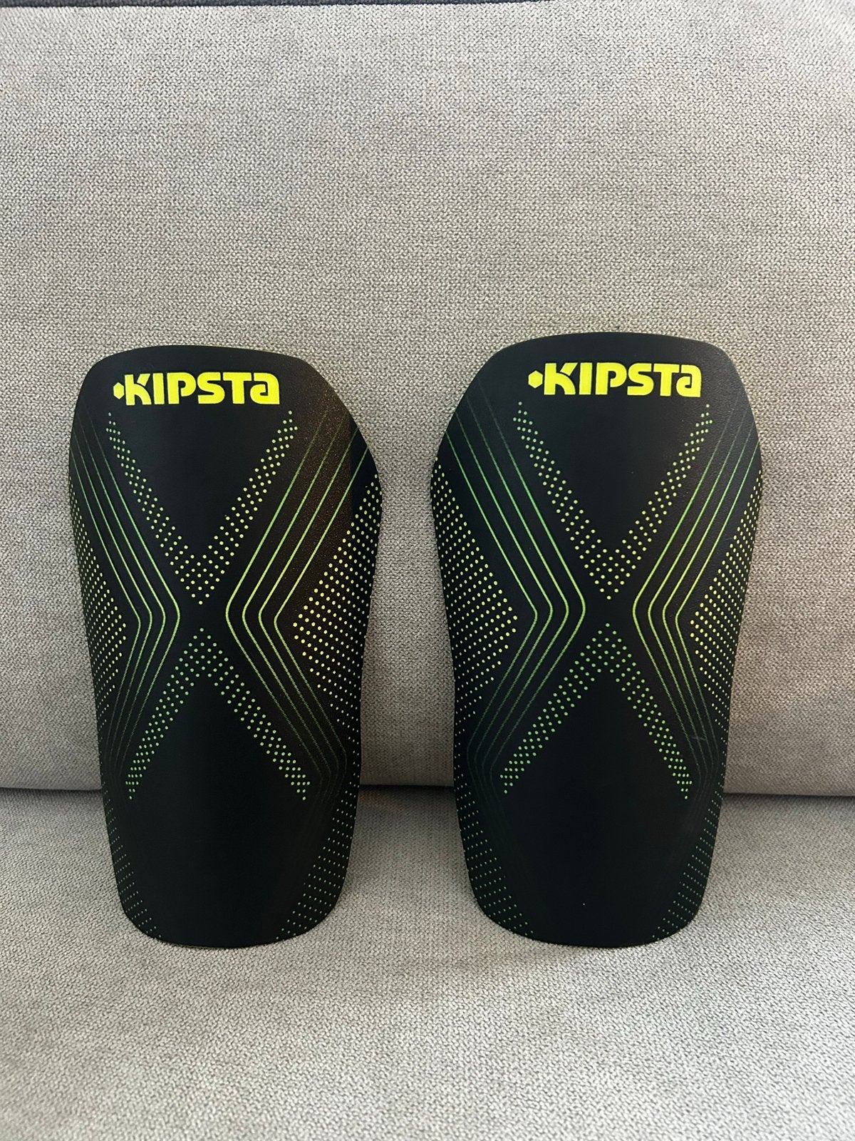 Kipsta scheenbeschermers in goede staat, Verzenden, Gebruikt, Overige typen
