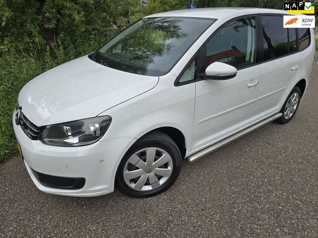 Volkswagen Touran 2.0 TDI Comfortline BlueMotion/Airco/Deale, Auto's, Volkswagen, Euro 5, 4 cilinders, Automatische klimaatregeling