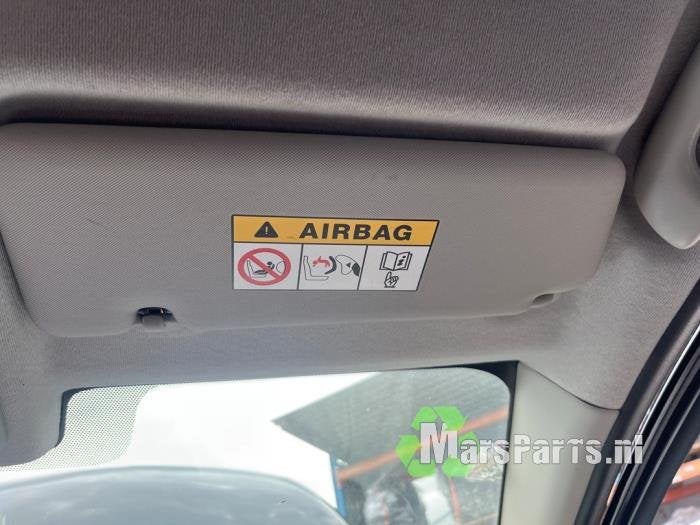 Zonneklep van een Renault Clio