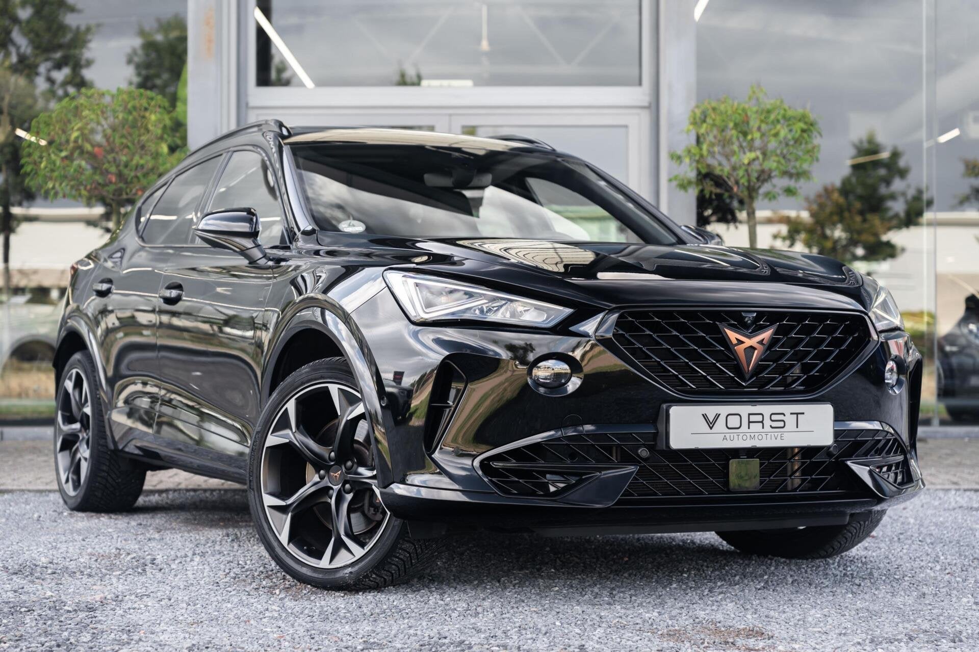 CUPRA Formentor 2.0 TSI 4DRIVE Beats Pano Camera Trekhaak, Auto's, Automaat, Dealer onderhouden, Stof, Gebruikt