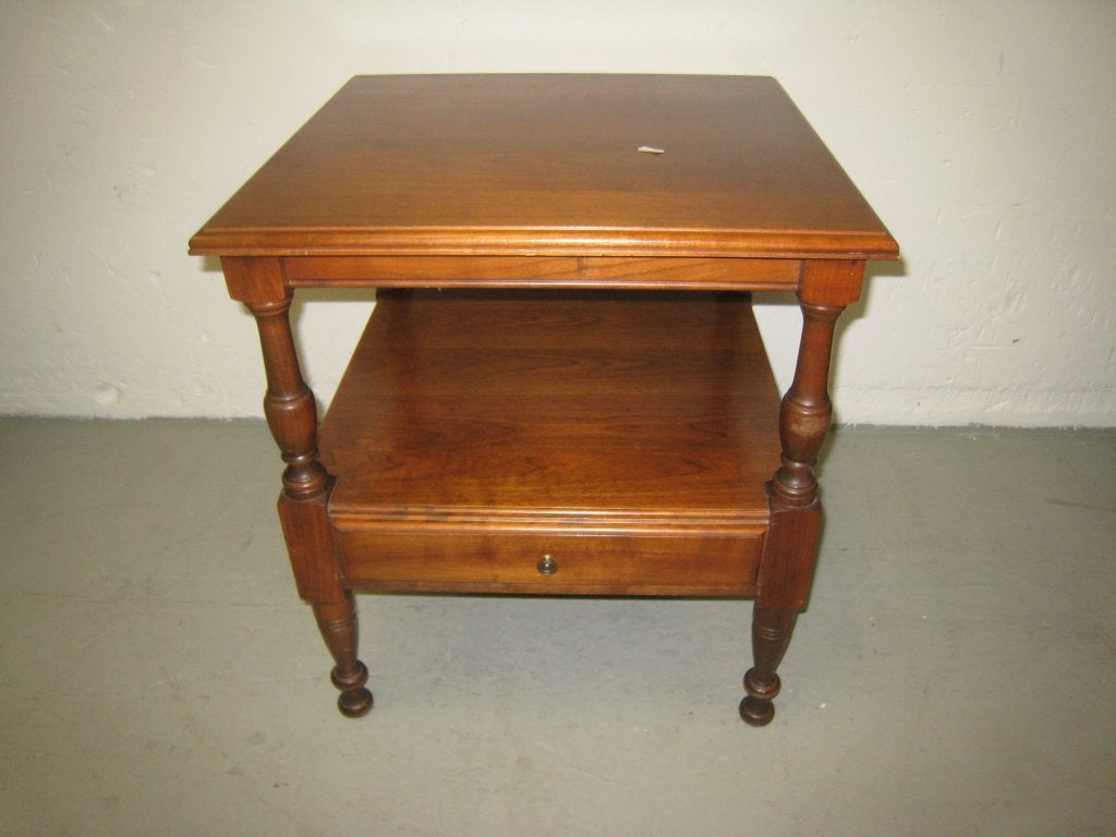 Pander eiken bijzettafel, Niet ingevuld, Gebruikt, Niet ingevuld, Niet ingevuld