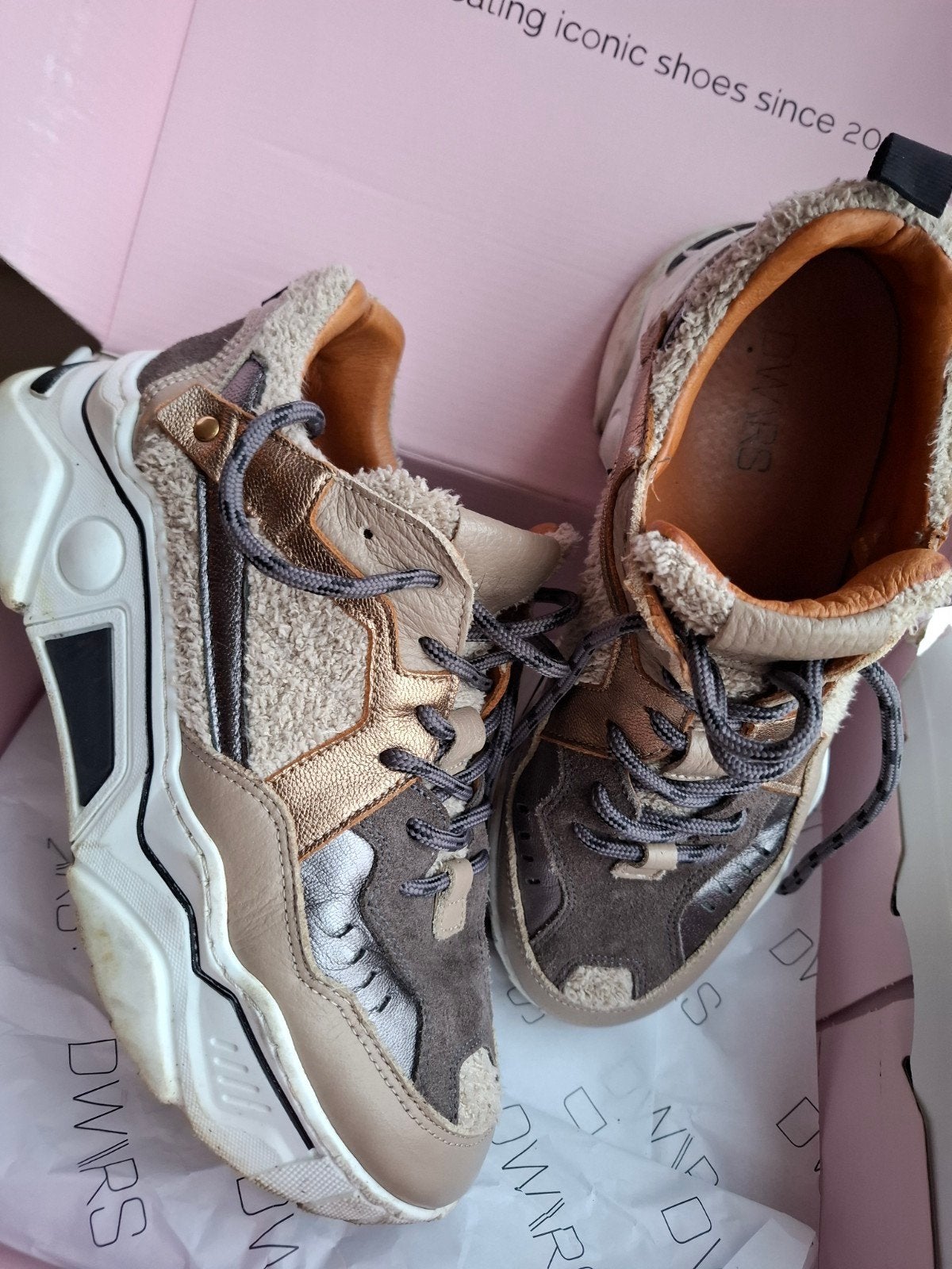 Stoere chunky sneakers. DWRS. Maat 39. Bruine gymp! Posh., Ophalen of Verzenden, Zo goed als nieuw, Bruin, Sneakers of Gympen