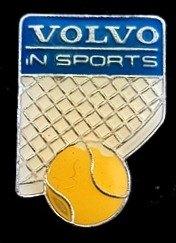 Volvo in sports pin, Verzenden, Nieuw, Transport, Speldje of Pin