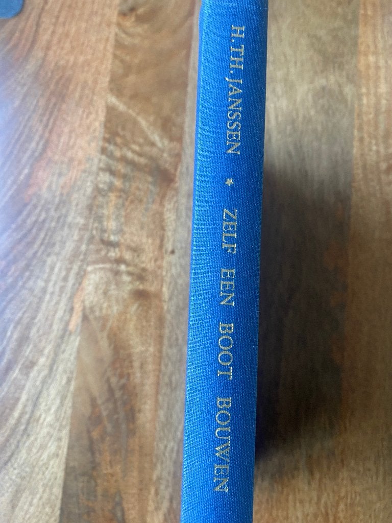 Zelf een boot bouwen - H. Th. Janssen, Ophalen of Verzenden, Gebruikt, Motorboot of Zeilboot, Boek of Tijdschrift