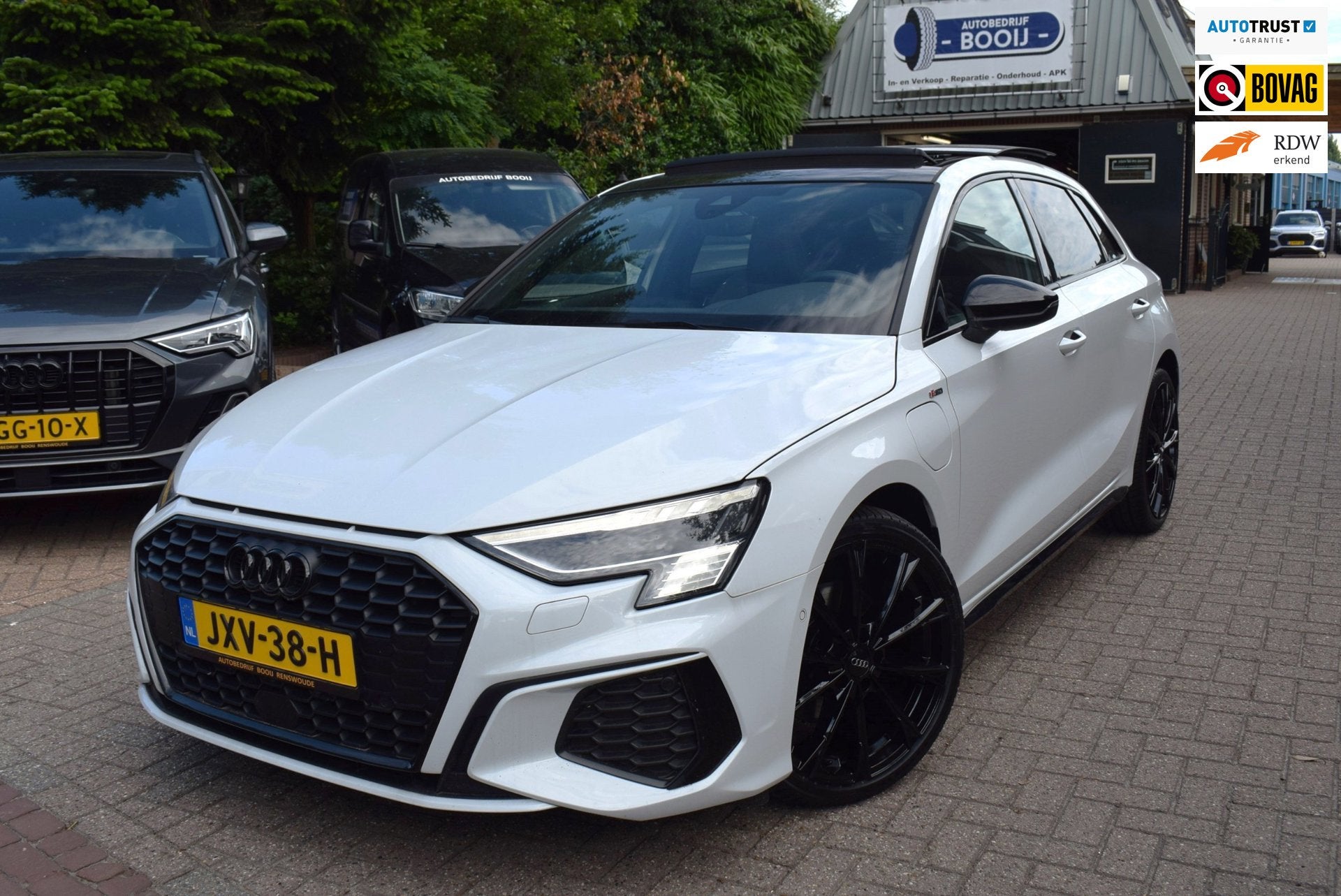 Audi A3 Sportback TFSI e S-LINE/204PK/ CARPLAY/ADAP CRUISE/P, Gebruikt, 4 cilinders, Wit, Plug-in hybride