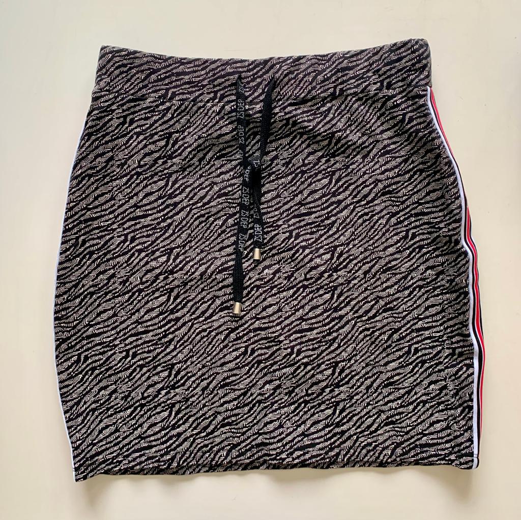 Superleuke rok, M, Zoso, Maat 38/40 (M), Zwart, Ophalen of Verzenden, Zo goed als nieuw