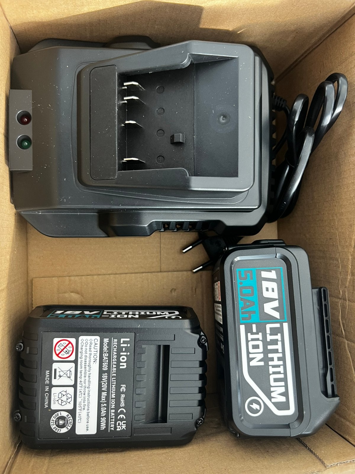 Nieuwe set2x BAT609 18V5.0Ah accu+oplader Bosch18Vcompatibel