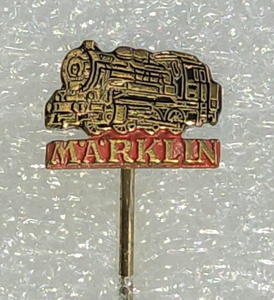 Märklin locomotief speldje - modeltreinen, Ophalen of Verzenden, Gebruikt, Transport, Speldje of Pin