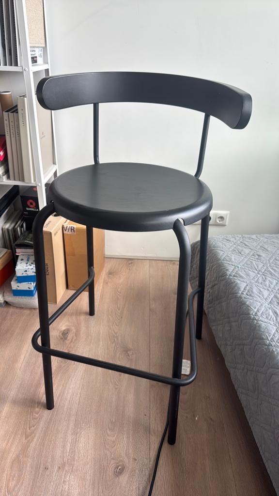 Ikea black yngvar high stools x2, Huis en Inrichting, 2 krukken, Ophalen, Zo goed als nieuw, 60 tot 90 cm