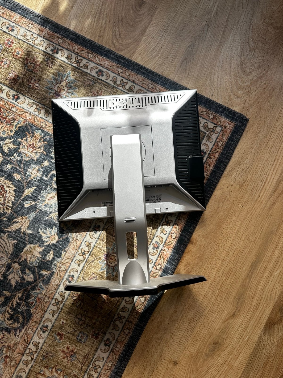 Dell UltraSharp LCD Monitor (1707FP/1907FP) - Retro Gaming, Gaming, Gebruikt, In hoogte verstelbaar, Ophalen of Verzenden
