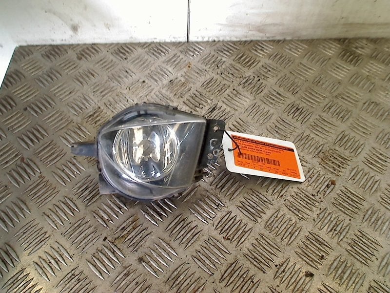 Mistlamp Links Voor BMW 3 serie Touring (E91) 2006, Gebruikt, Petuelring 130, München 80809, , Duitsland, BMW, Bayerische Motoren Werke AG