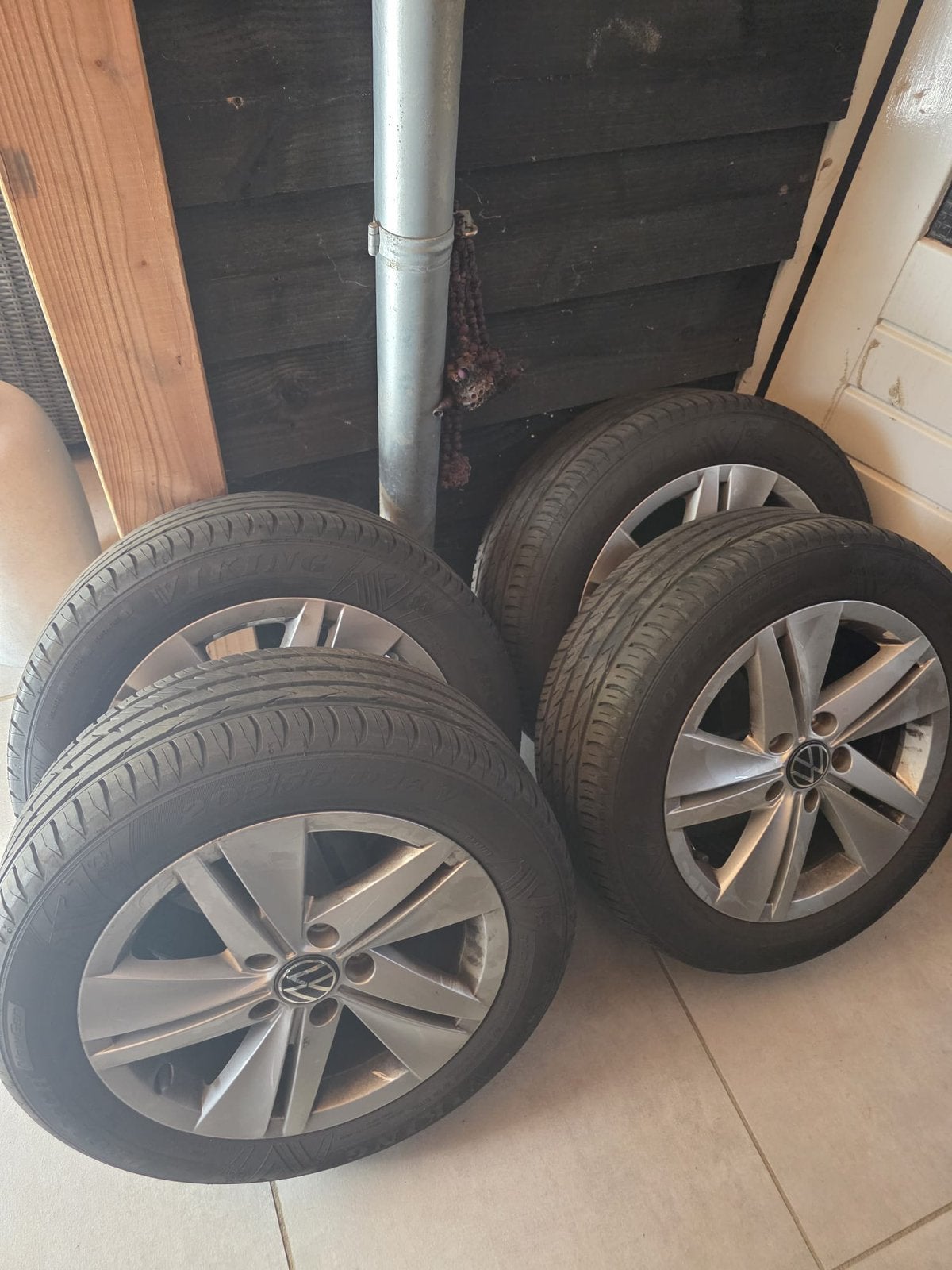 Volkswagen Golf 8 originele velgen + banden, Ophalen, Gebruikt, 16 inch, 205 mm