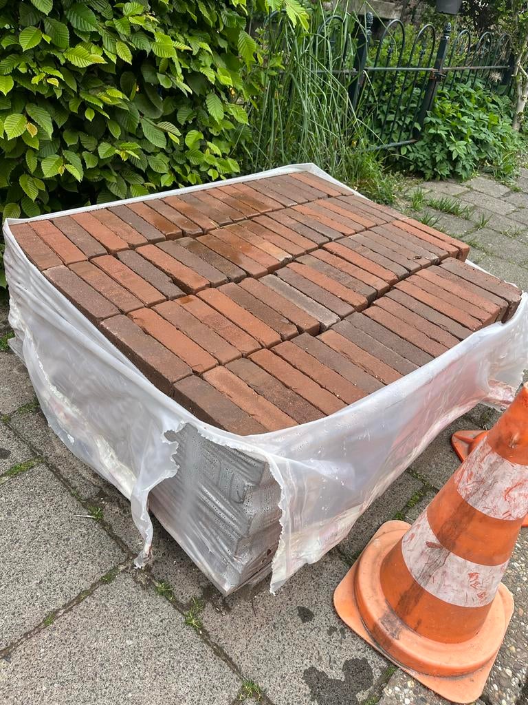 Nieuwe waaltjes Dordrecht, Ophalen, Overige materialen, Klinkers, Nieuw
