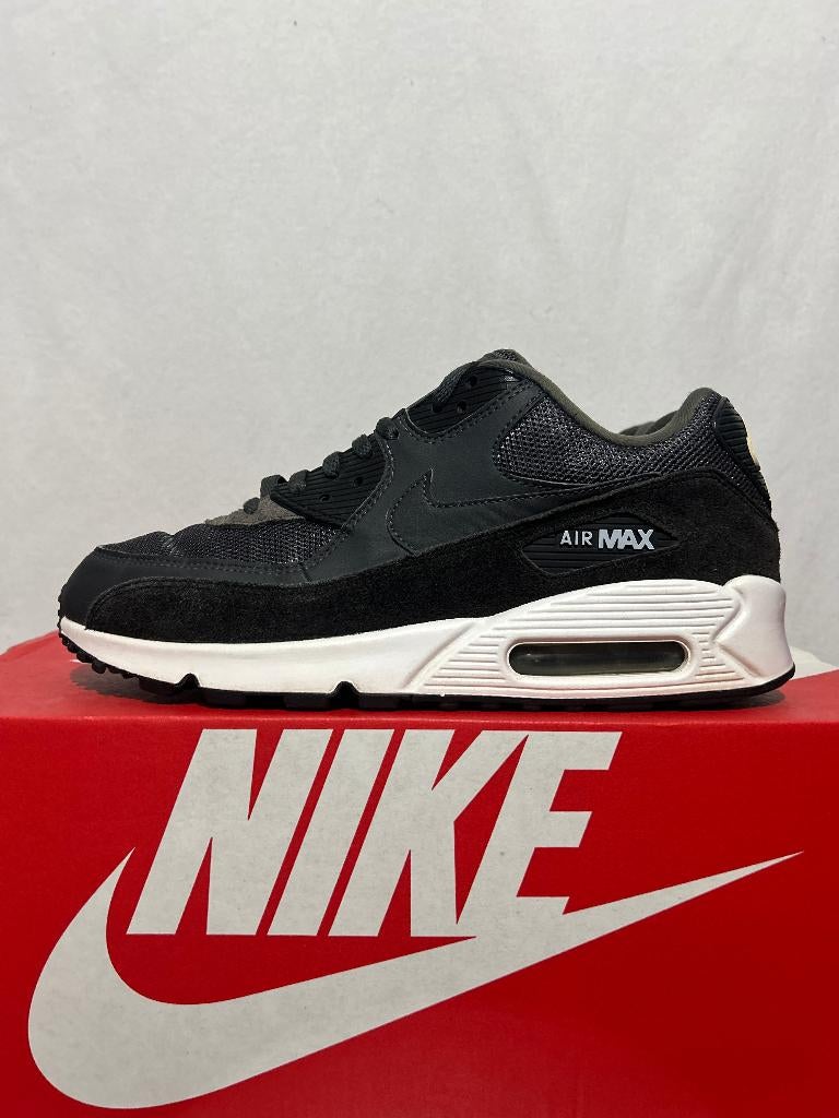 ALS NIEUW! Maat 42 - Nike Air Max 90 Essential Anthracite, Kleding | Heren, Schoenen, Overige kleuren, Verzenden, Nike, Nike
