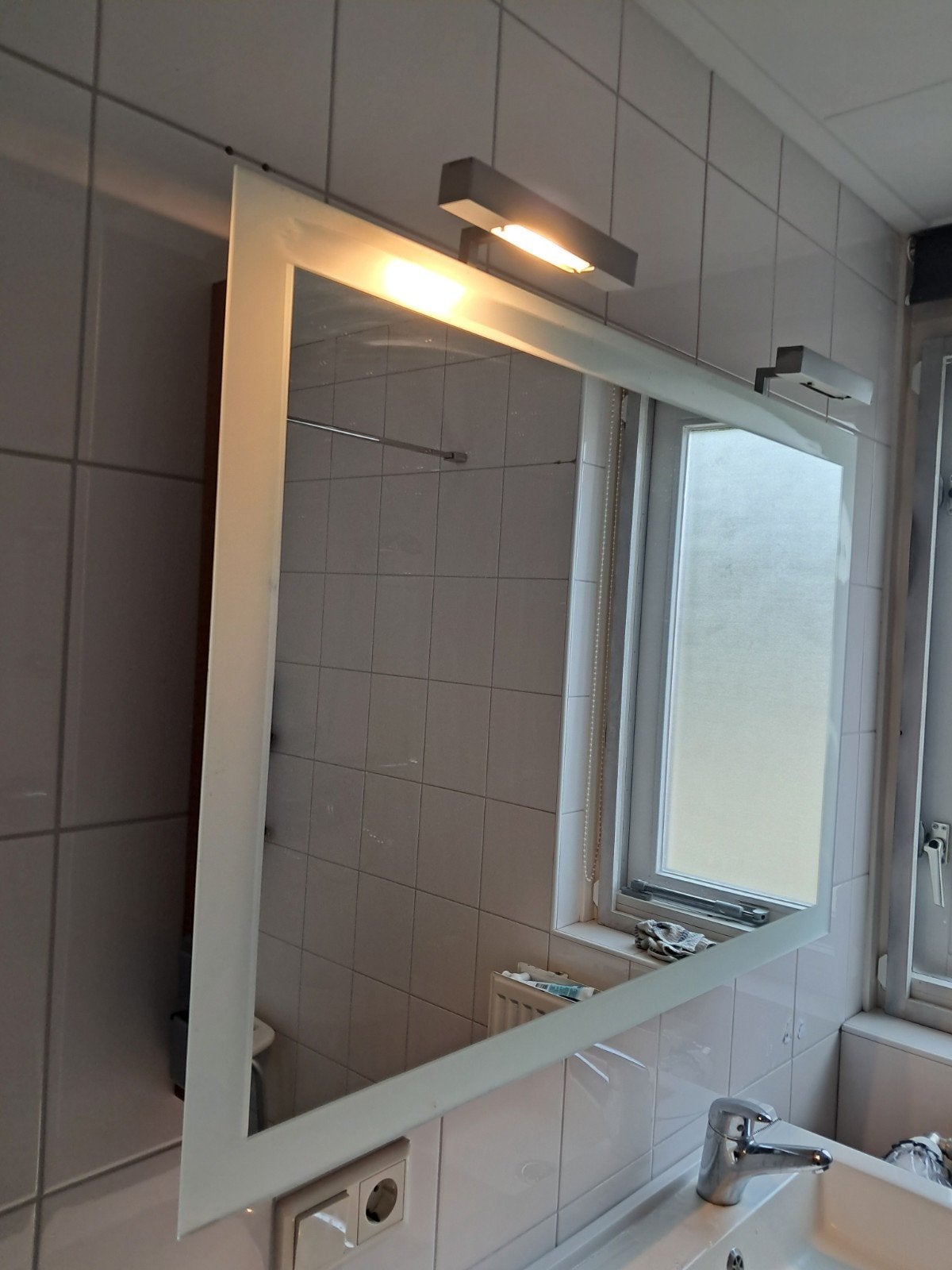 Badkamerspiegel met verlichting, Ophalen, Rechthoekig, Minder dan 100 cm