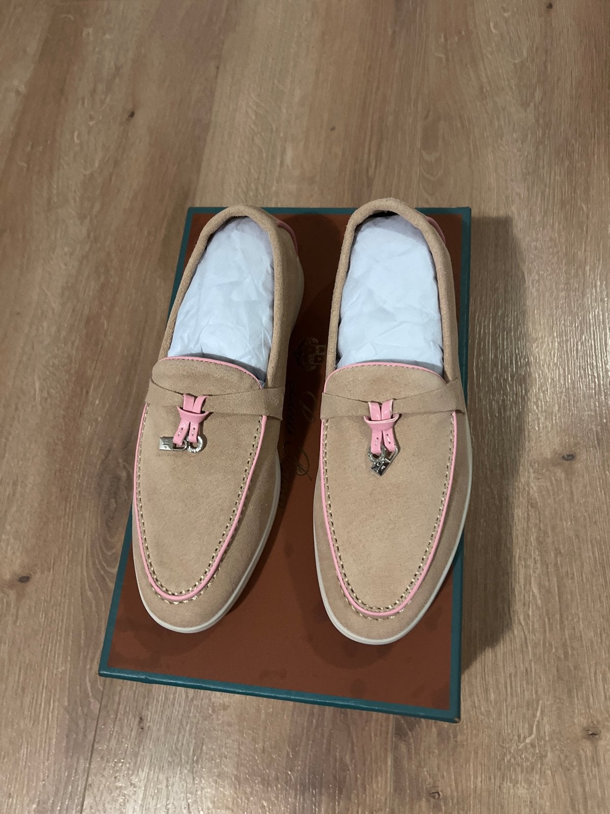 Loro Piana Dames Loafers Roze Maat 37 Nieuw, Ophalen of Verzenden, Nieuw, Roze, Instappers