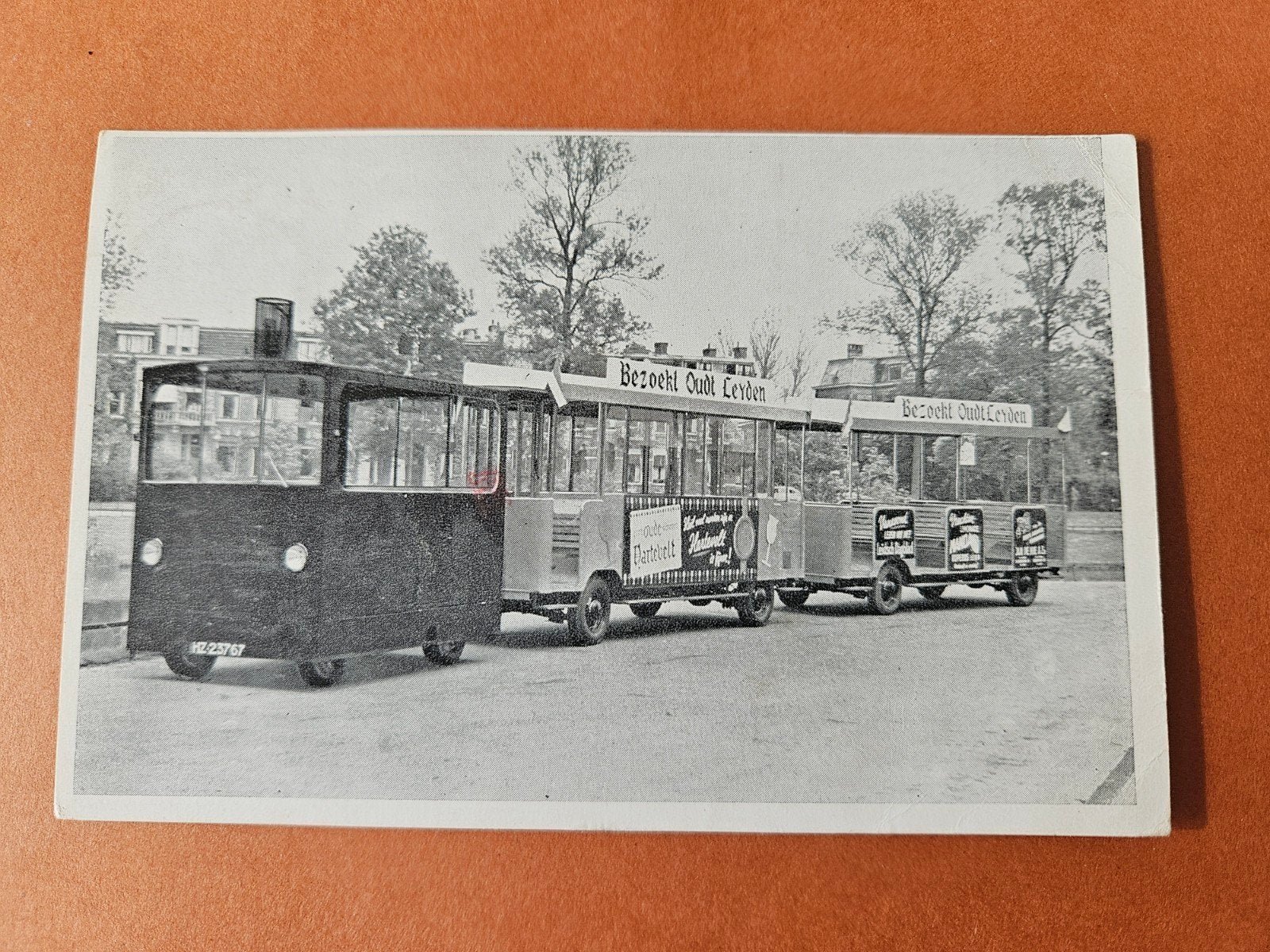 249) het glibbertje Leiden, Ophalen of Verzenden, Gelopen, Zuid-Holland