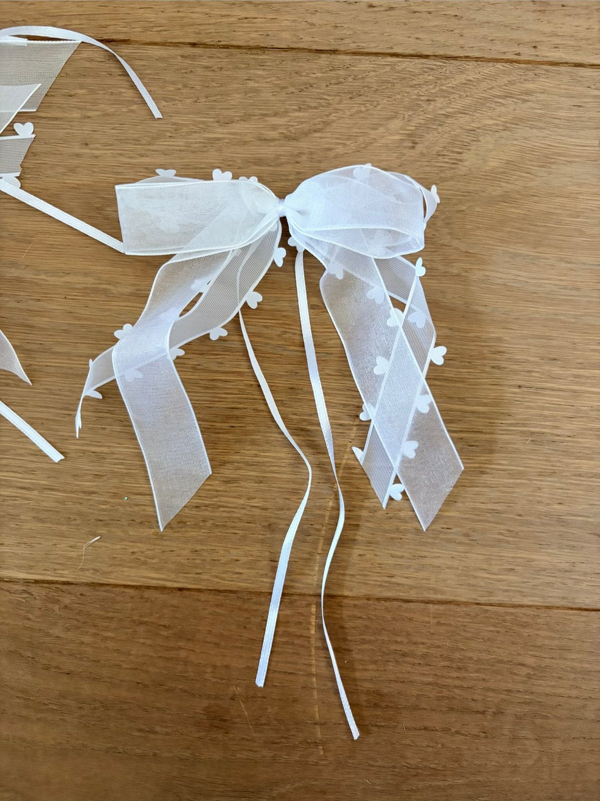 Bruiloft decoratie, Kleding | Dames, Trouwkleding en Trouwaccessoires, Ophalen of Verzenden, Nieuw, Wit, Accessoires