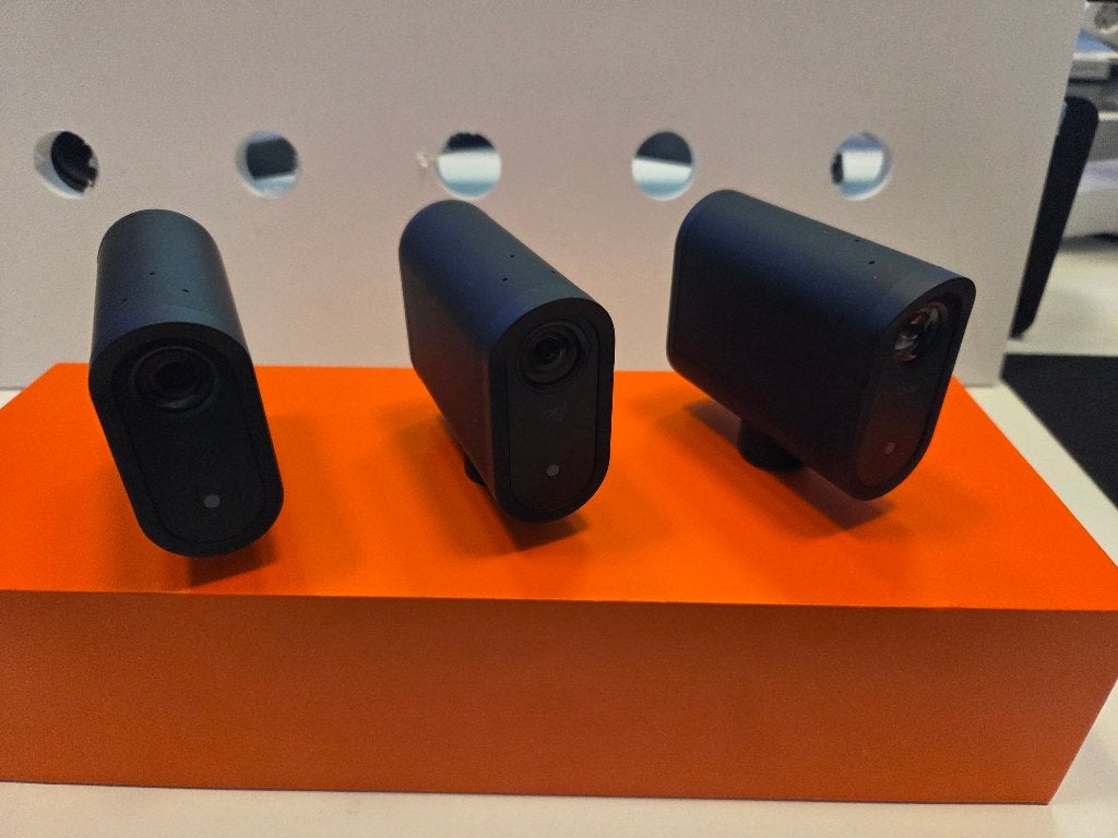 Logitech Mevo Draadloze Streamingcam | set van 3 stuks, Ophalen, Zo goed als nieuw, Draadloos, Logitech