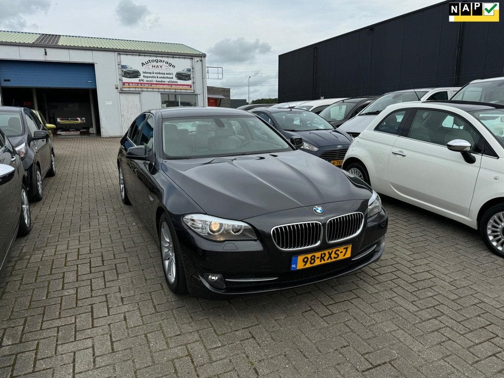 BMW 5-serie 528i Executive|Apk 09-2026, Auto's, BMW, Bedrijf, Te koop, 5-Serie, ABS, Airbags, Airconditioning, Alarm, Bluetooth
