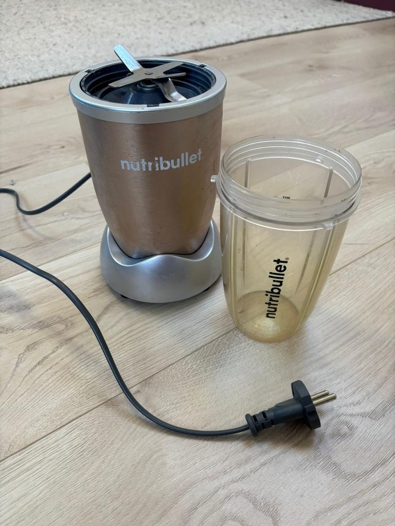 Nutribullet Blender 600W champagnekleur, Verzenden, Blender