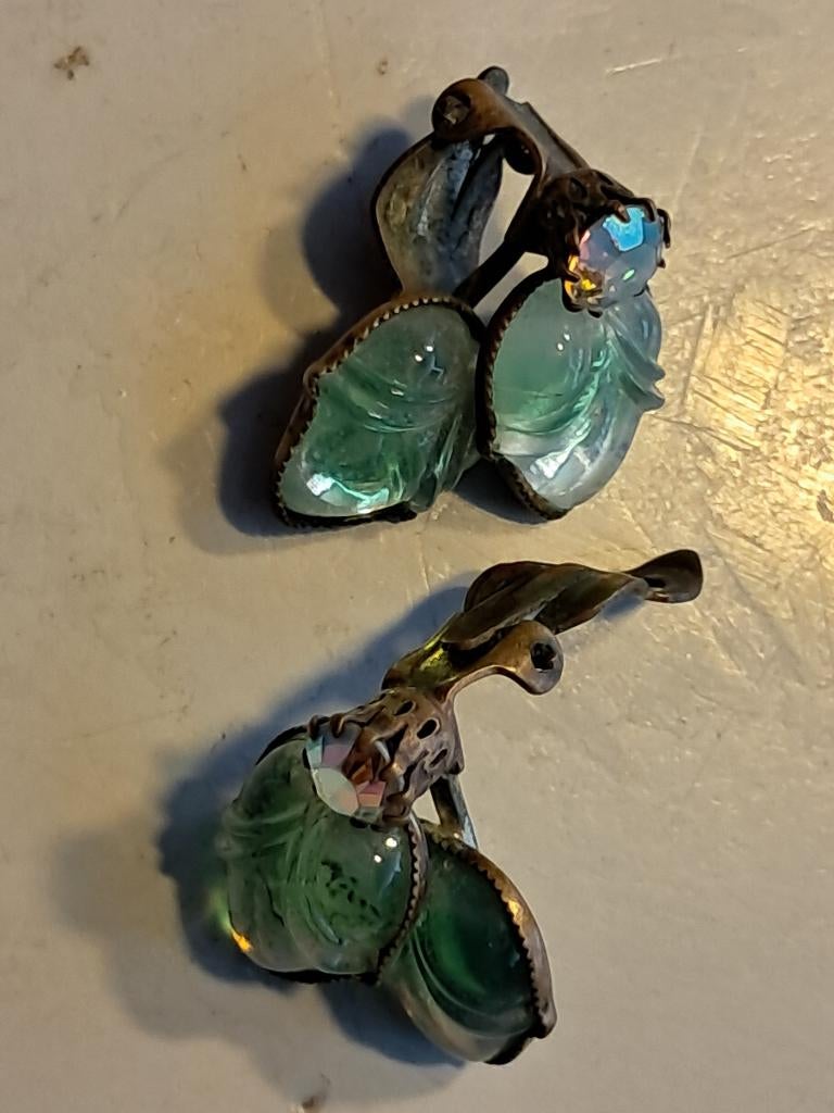 oorbelklippen -zilver,met fraaie stenen, Gebruikt, Ophalen of Verzenden, Knopjes of Stekers, Zilver