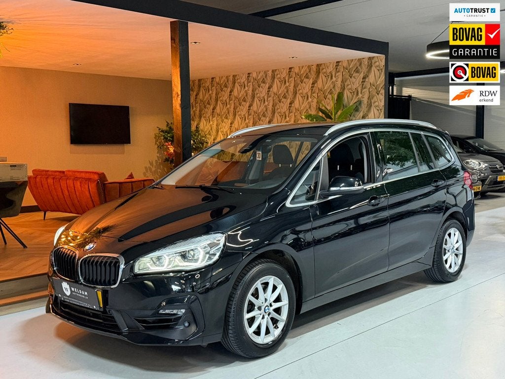 BMW 2-serie Gran Tourer 218i Executive Edition|Elektrisch Ac, Auto's, BMW, Stof, Zwart, Bedrijf, 3 cilinders