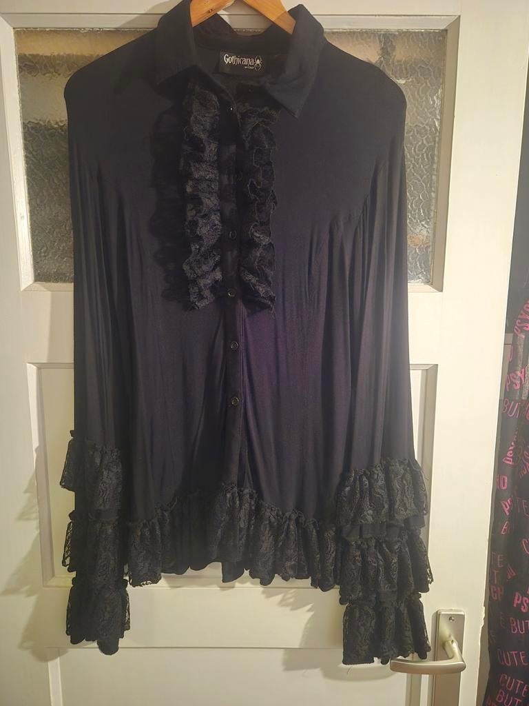 Zwart Gothicana truitje.
Maat xl, Ophalen of Verzenden, Zo goed als nieuw, Maat 46/48 (XL) of groter, Zwart