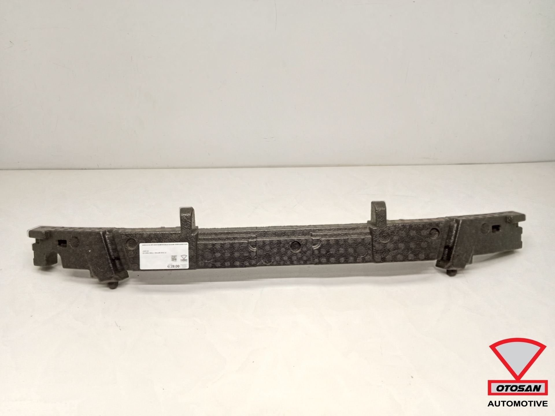 Audi a3 8U 2011-2019 bumper balk schuim voor 8u0807550d, Gebruikt, AUDI AG, Auto-Union-Strasse 1
85045  Ingolstadt, DE, Kundenbetreuung@audi.de