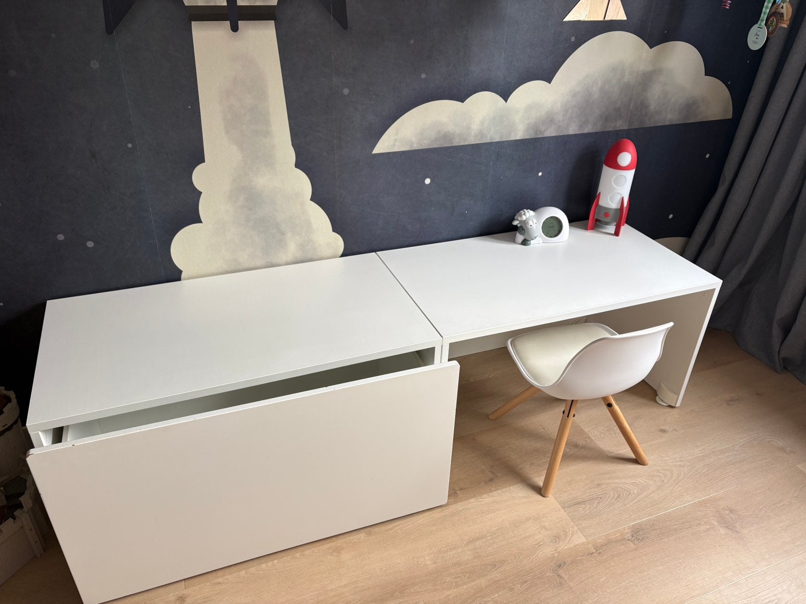 Ikea bureau, Ophalen, 50 tot 100 cm, Zo goed als nieuw, Minder dan 100 cm